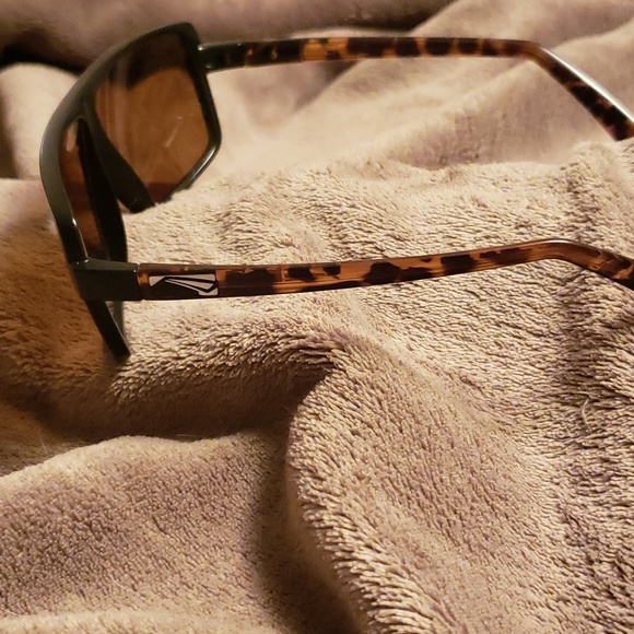 Lip (freak) sunglasses polorized - Picture 2 of 6